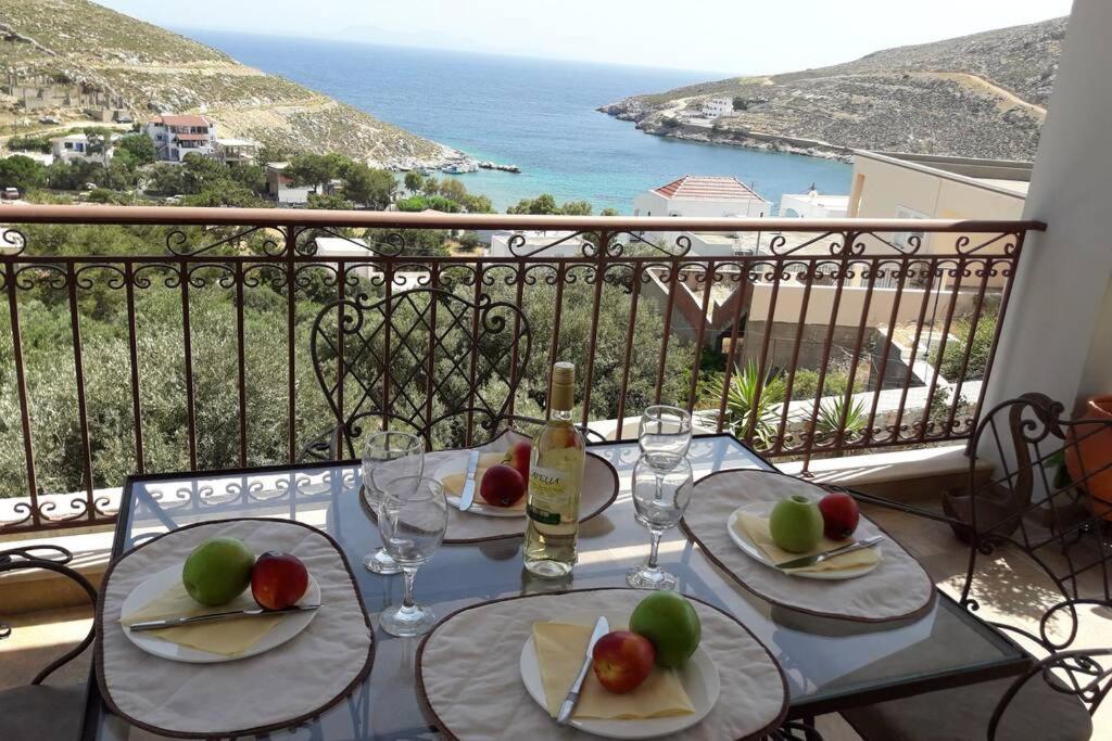 Nikis Seaside House Villa Vlichadia Екстериор снимка