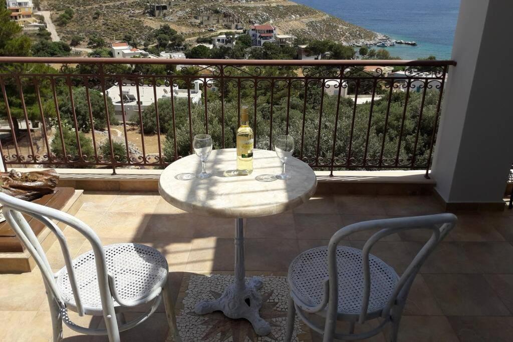 Nikis Seaside House Villa Vlichadia Екстериор снимка